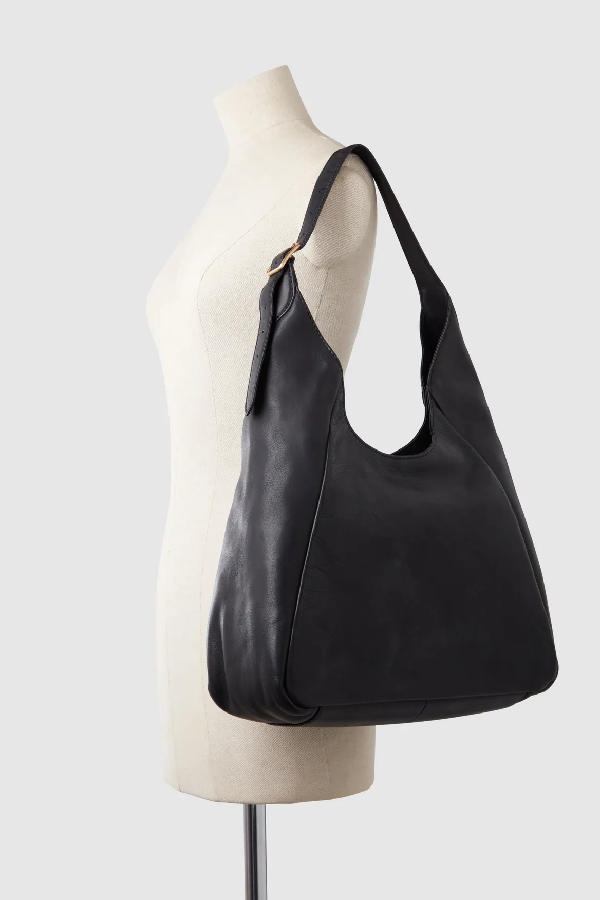 Alexa Leather Hobo Bag Strandbags