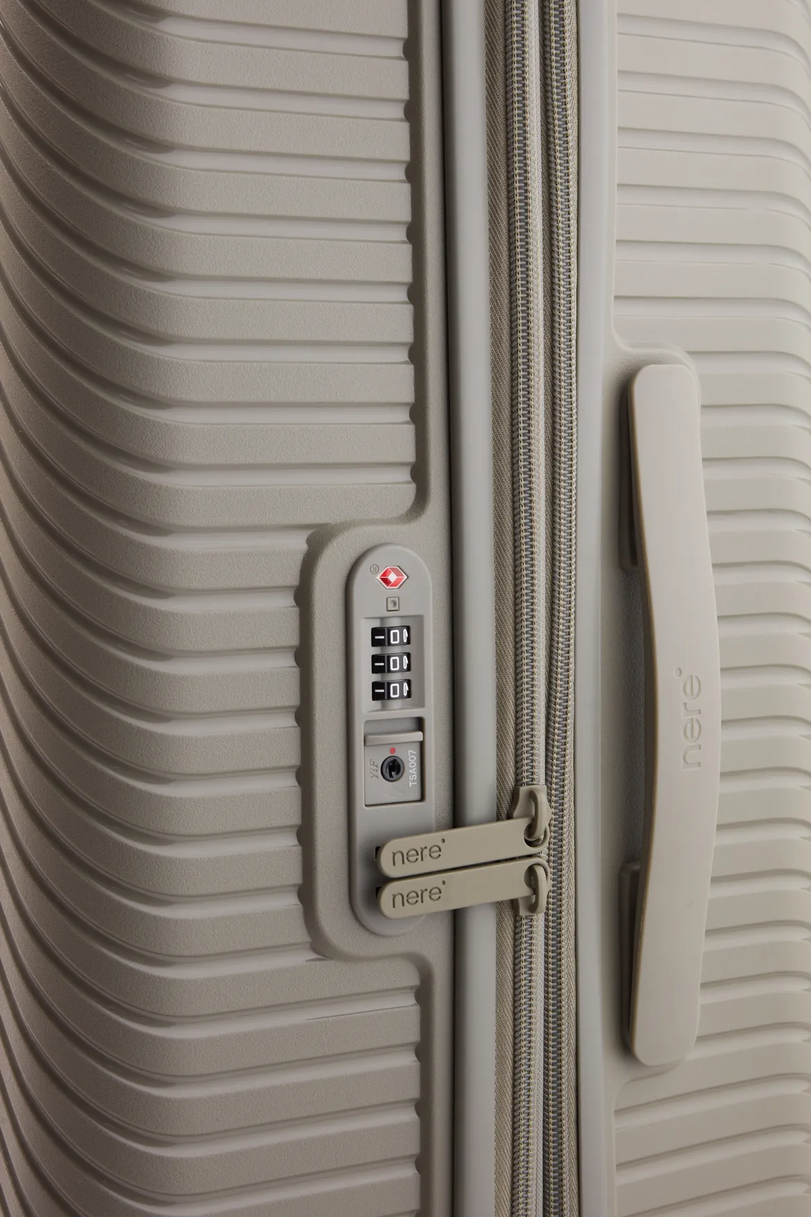 Bondi Check-In 66cm Suitcase Strandbags