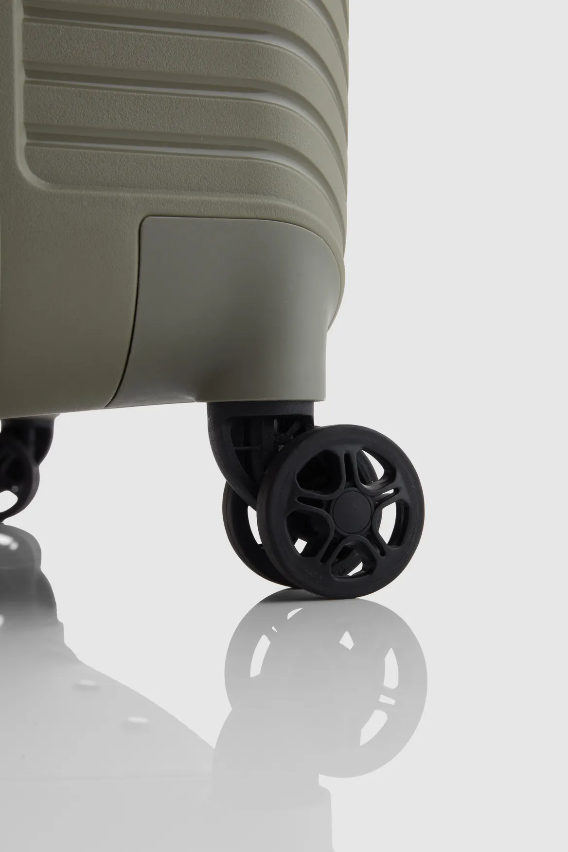 Bondi Check-In 80cm Suitcase Strandbags