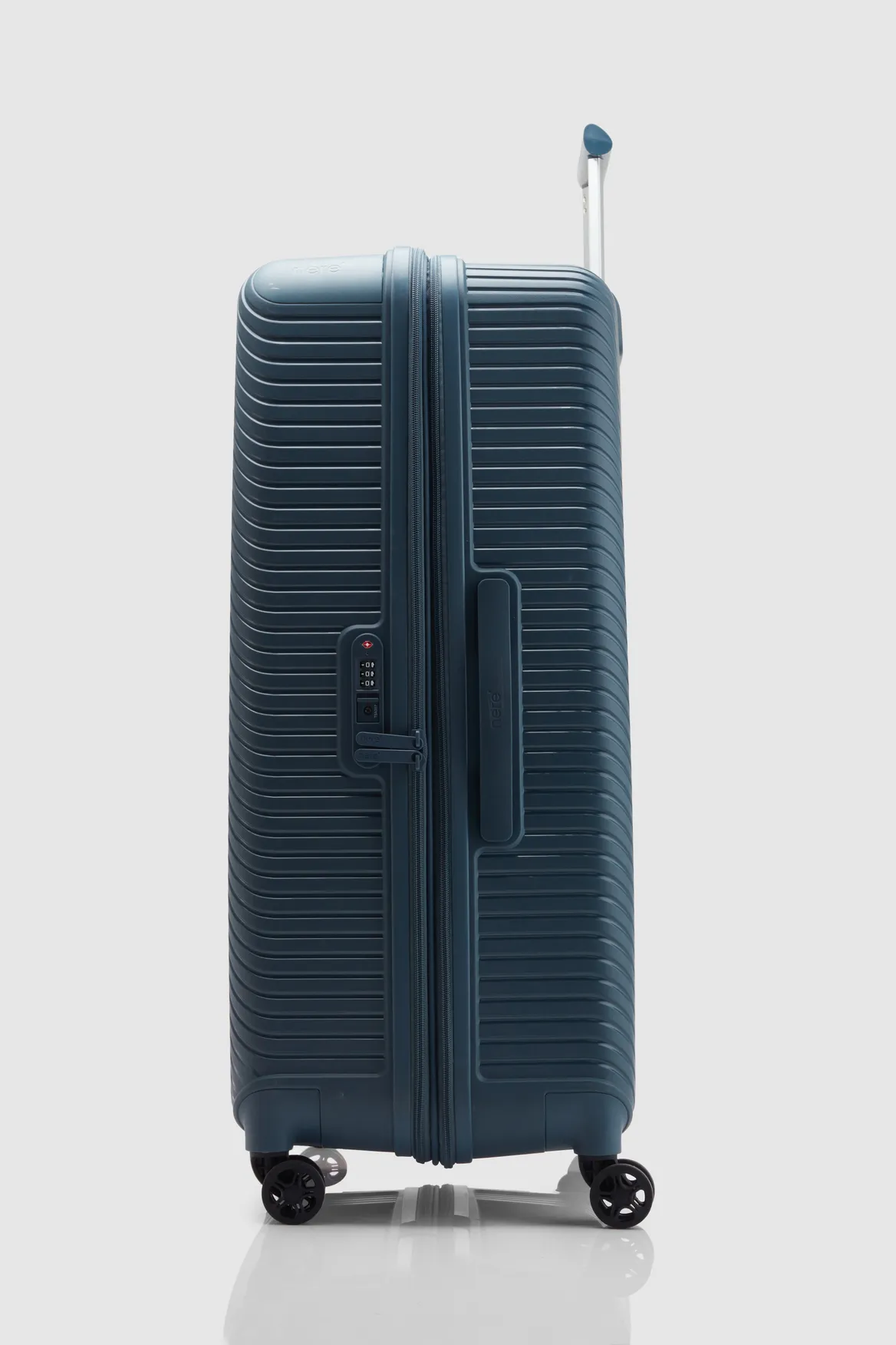 Bondi Check-In 80cm Suitcase Strandbags