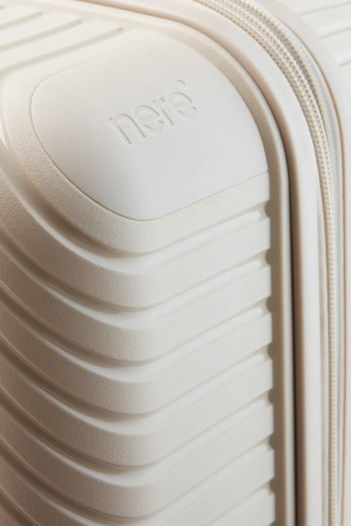 Bondi Check-In 80cm Suitcase Strandbags