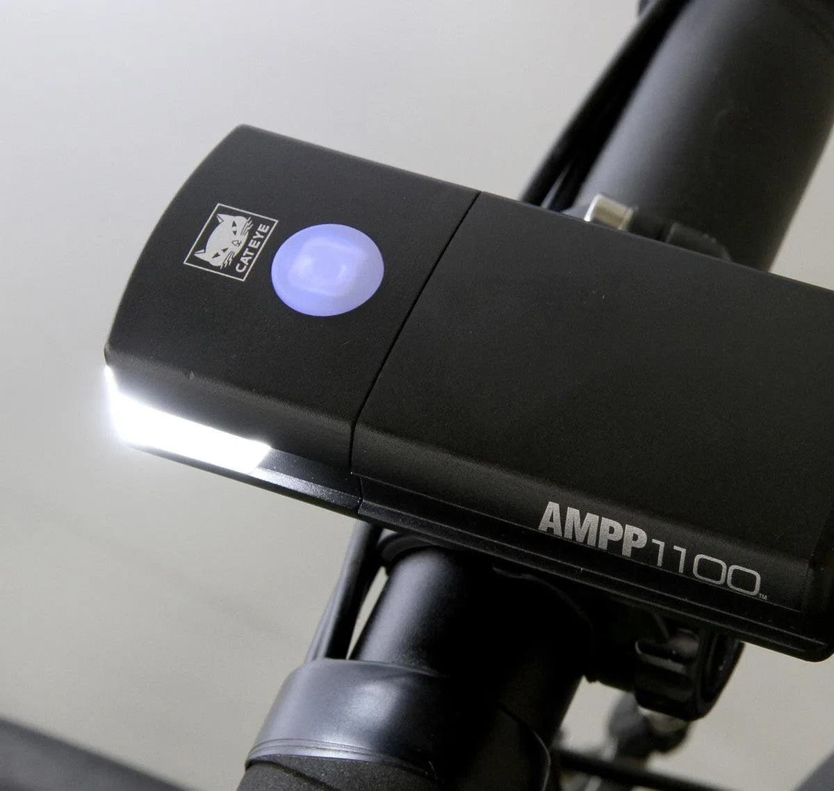Cateye AMPP 1100 Front Light (Black)