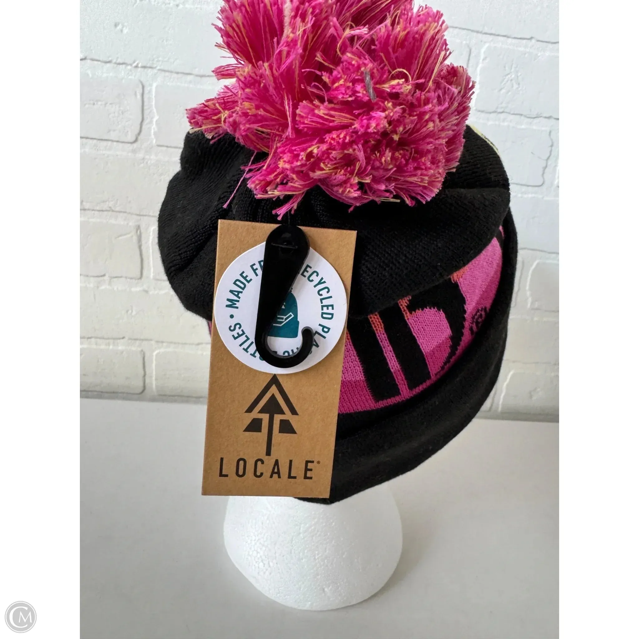 Hat Beanie By BRECKENRIDGE