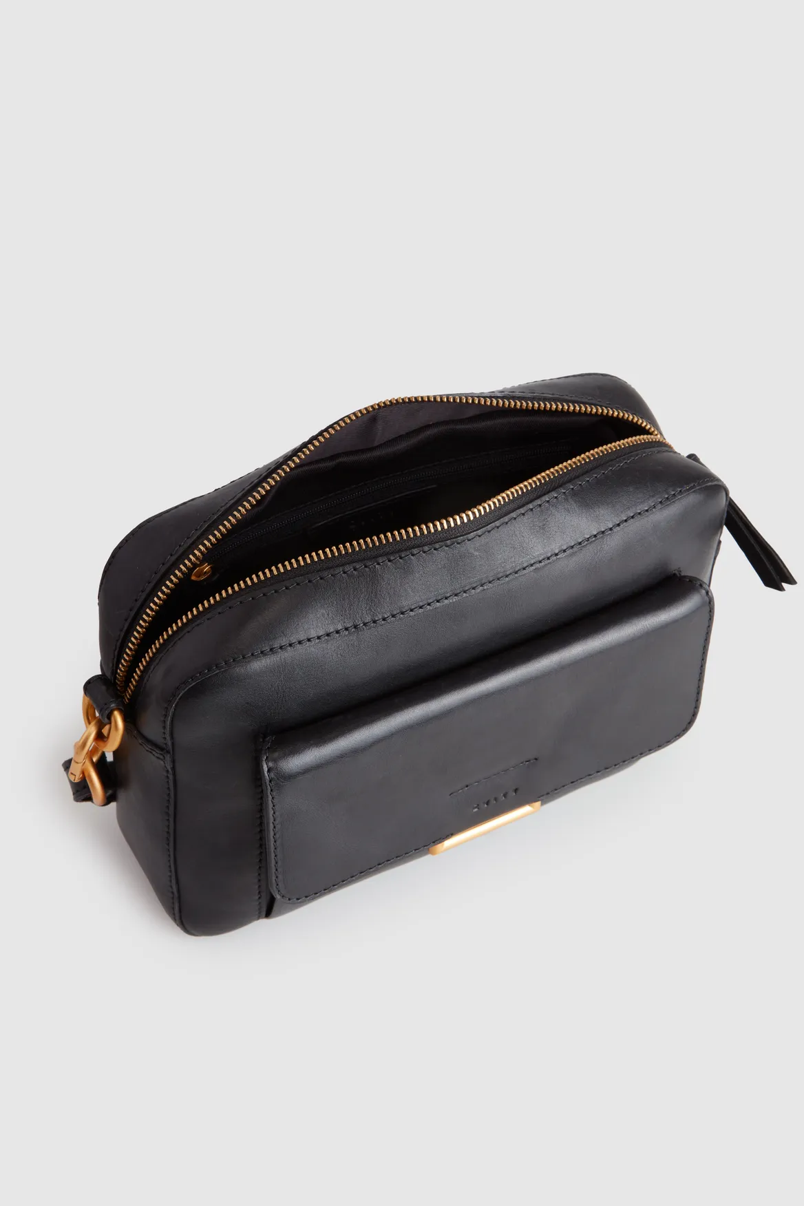 Luna Leather Crossbody Bag Strandbags