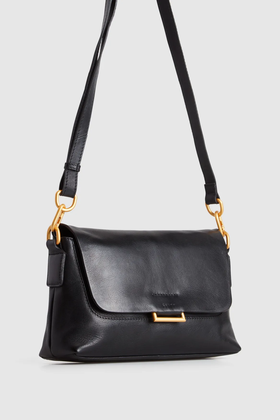 Luna Leather Flap Crossbody Bag Strandbags